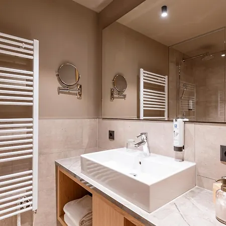 Montafon By Alps Lägenhetshotell 4*